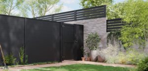 A kerítés mint a magánszféra és biztonság szimbóluma