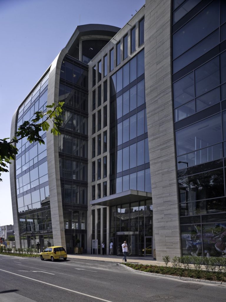 Székhelyszolgáltatás Budapesten vagy vidéken? Így dönts okosan